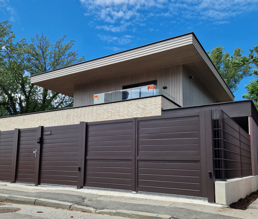 Tür, Tor, Gittermatten, Zaun, blickdicht, braun